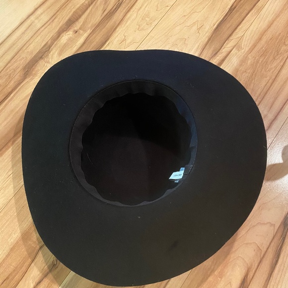 Nine West 100% Wool Black Hat - Picture 3 of 5